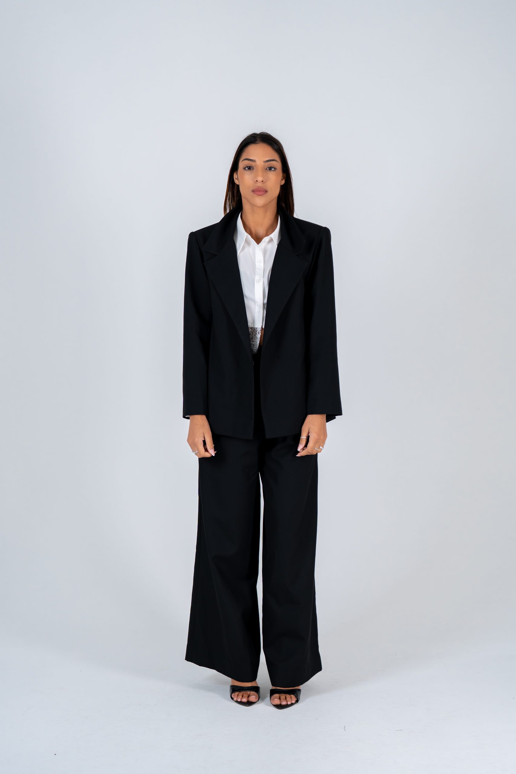 WEB - Q - 01 The Sovereign Suit - Image 1